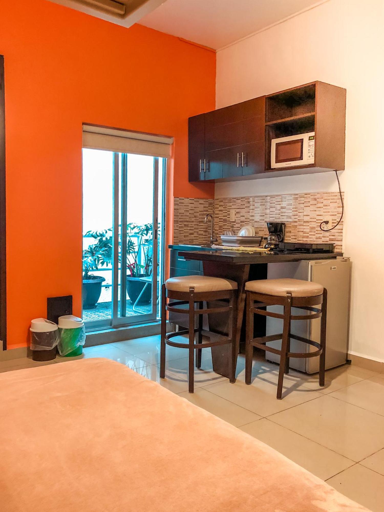 Suites Hamburgo メキシコシティ エクステリア 写真