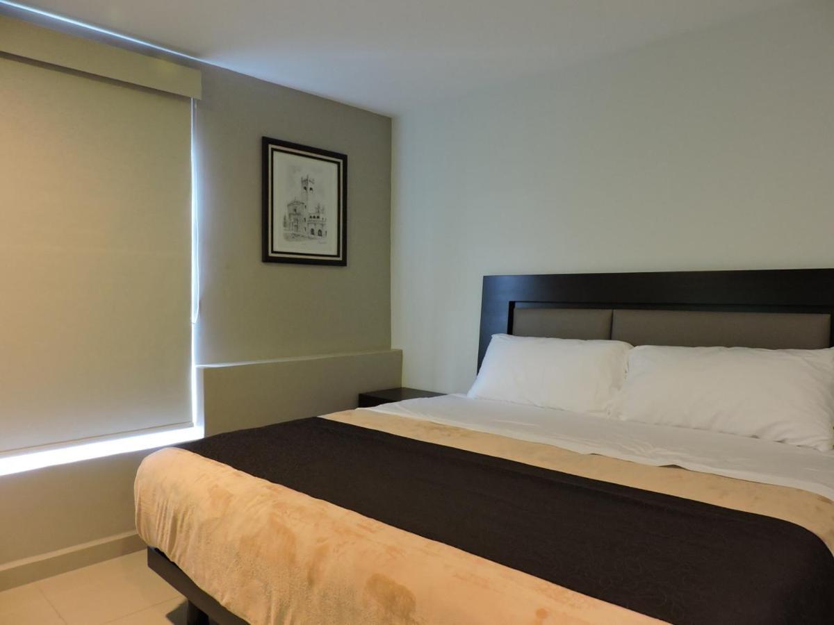 Suites Hamburgo メキシコシティ エクステリア 写真